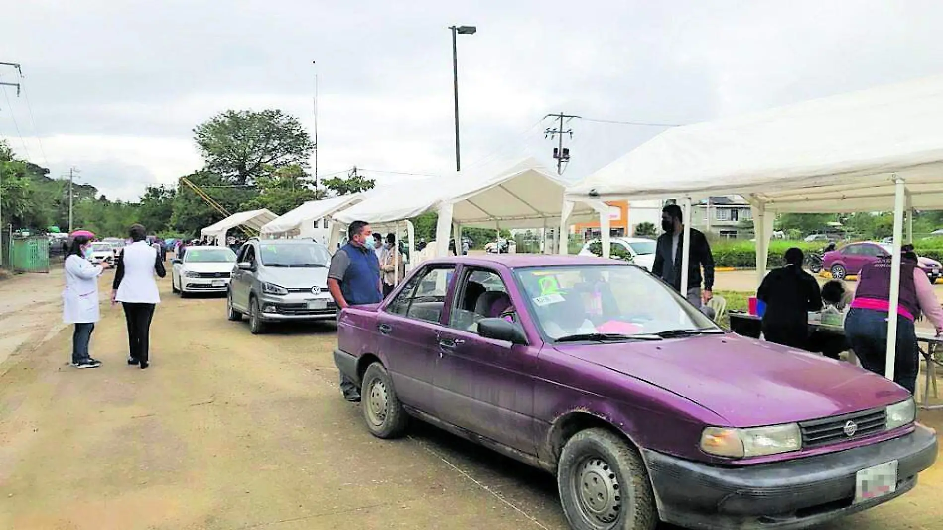 Aplicacion vacuna adultos desde su vehiculo 1_CMYK